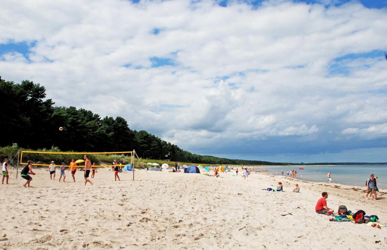 Ferienhaus Zum Boddenstrand Mit Ka Groß Zicker المظهر الخارجي الصورة