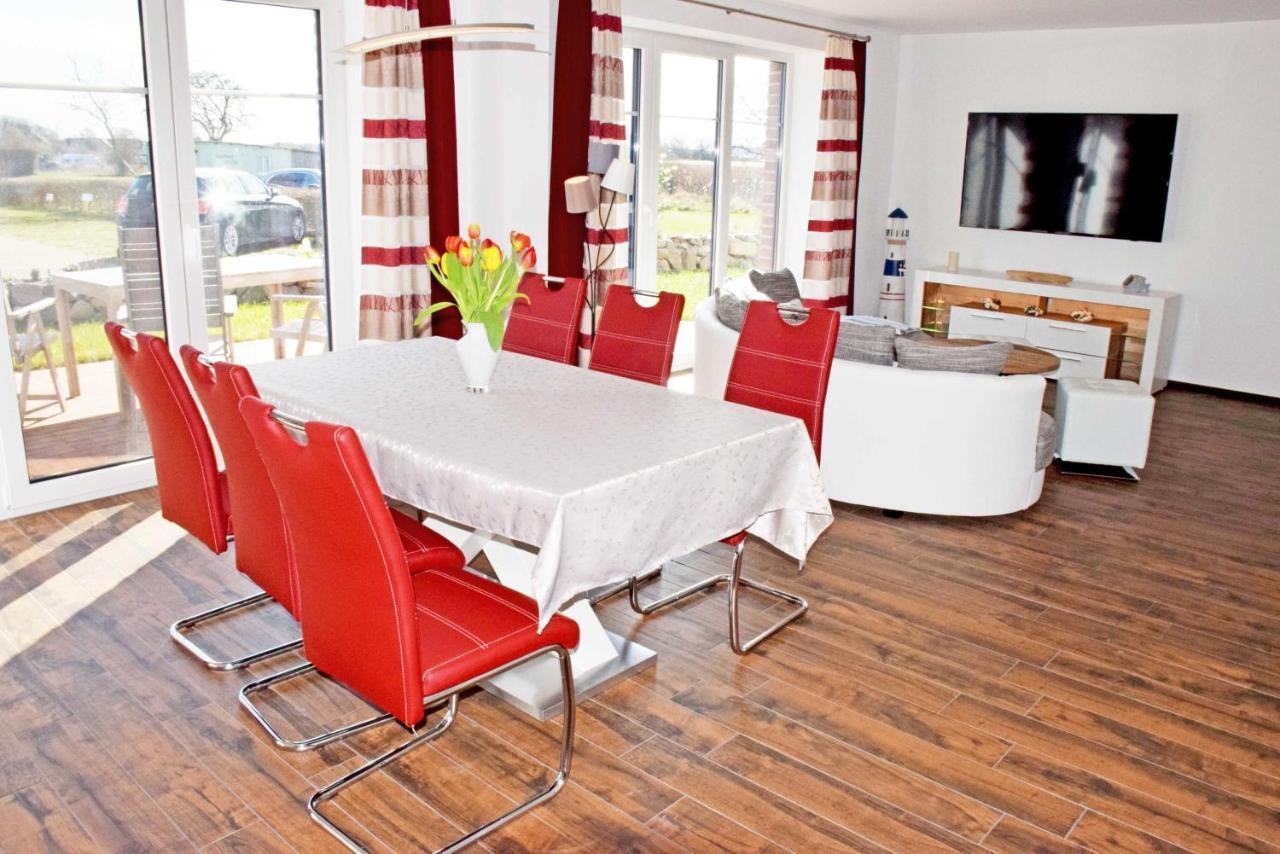 Ferienhaus Zum Boddenstrand Mit Ka Groß Zicker المظهر الخارجي الصورة